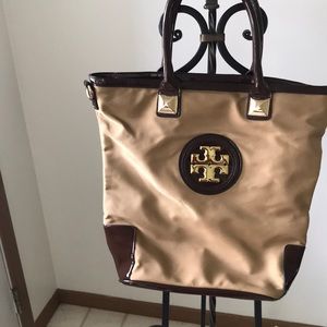 Tori Burch purse